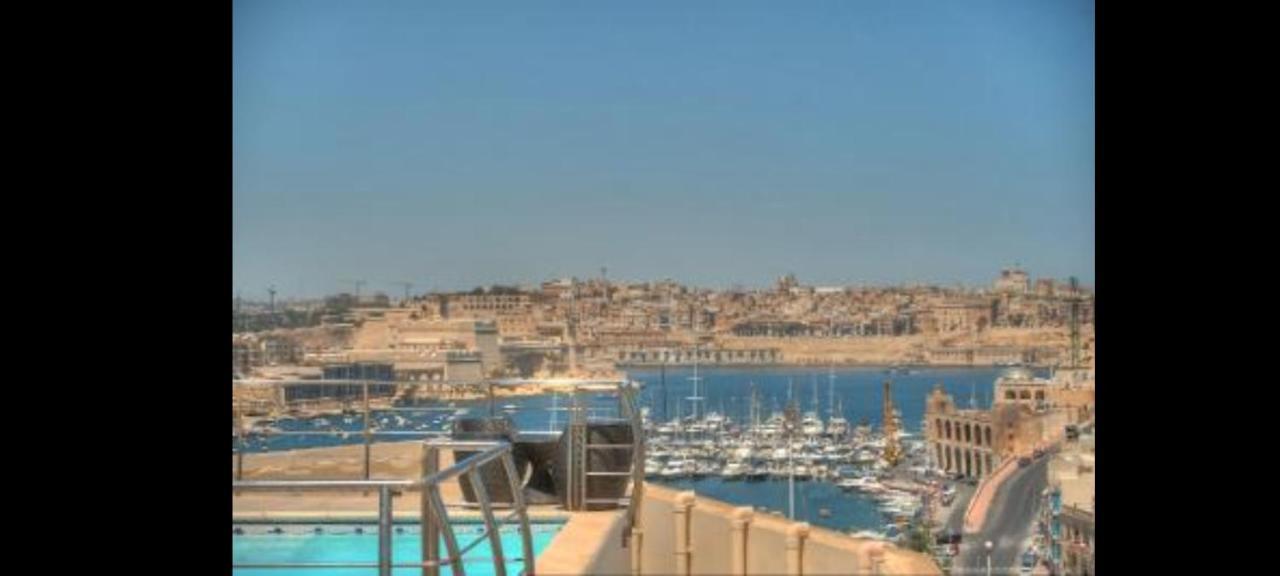 Upper Valley Sea View Kalkara Екстер'єр фото